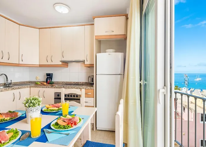 17 Cristianos By The ,wifi