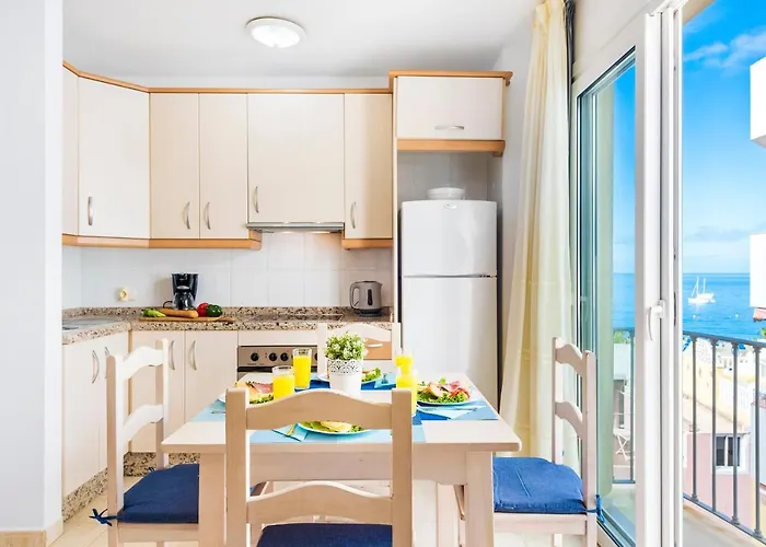 17 Cristianos By The ,wifi Daire